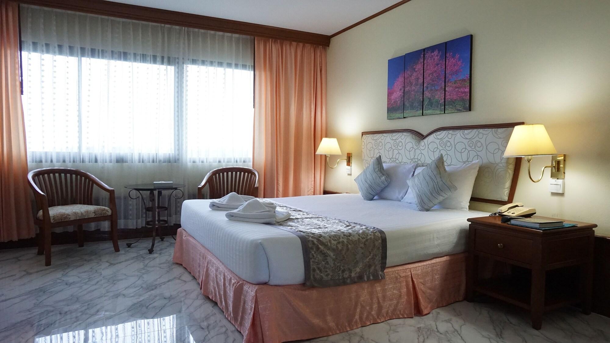 Wattana Park Hotel Транг Екстериор снимка