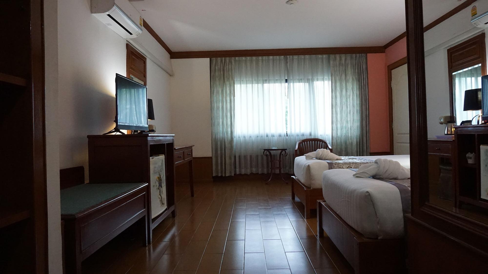 Wattana Park Hotel Транг Екстериор снимка