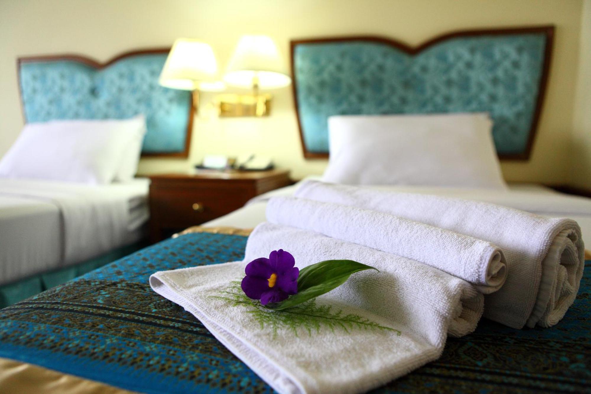 Wattana Park Hotel Транг Стая снимка
