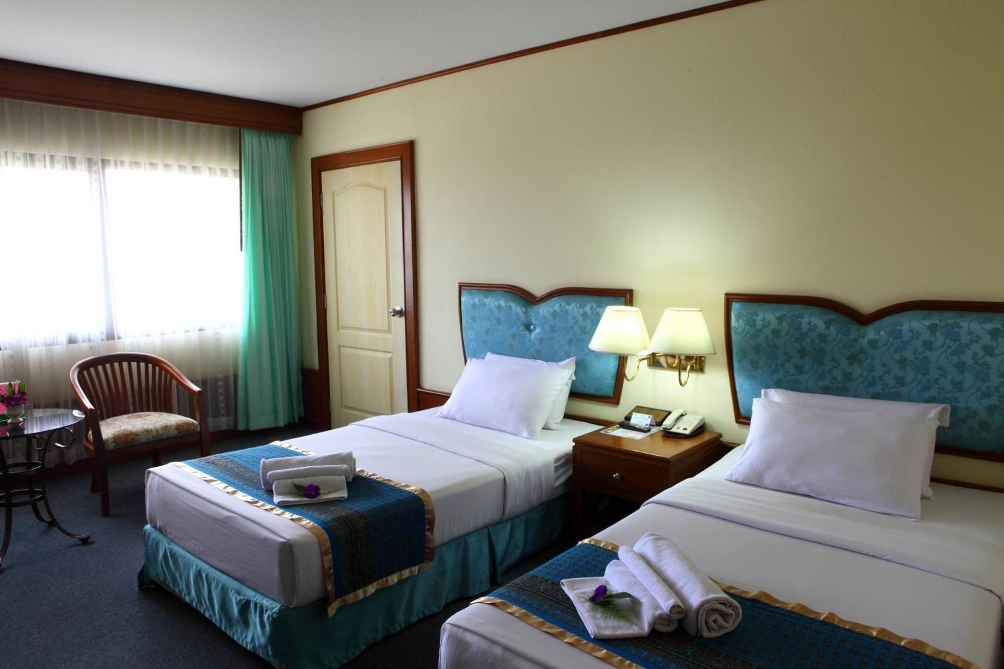 Wattana Park Hotel Транг Стая снимка