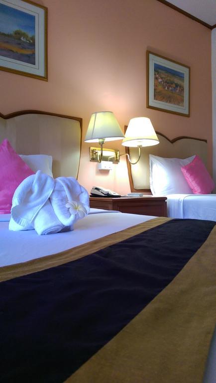 Wattana Park Hotel Транг Екстериор снимка