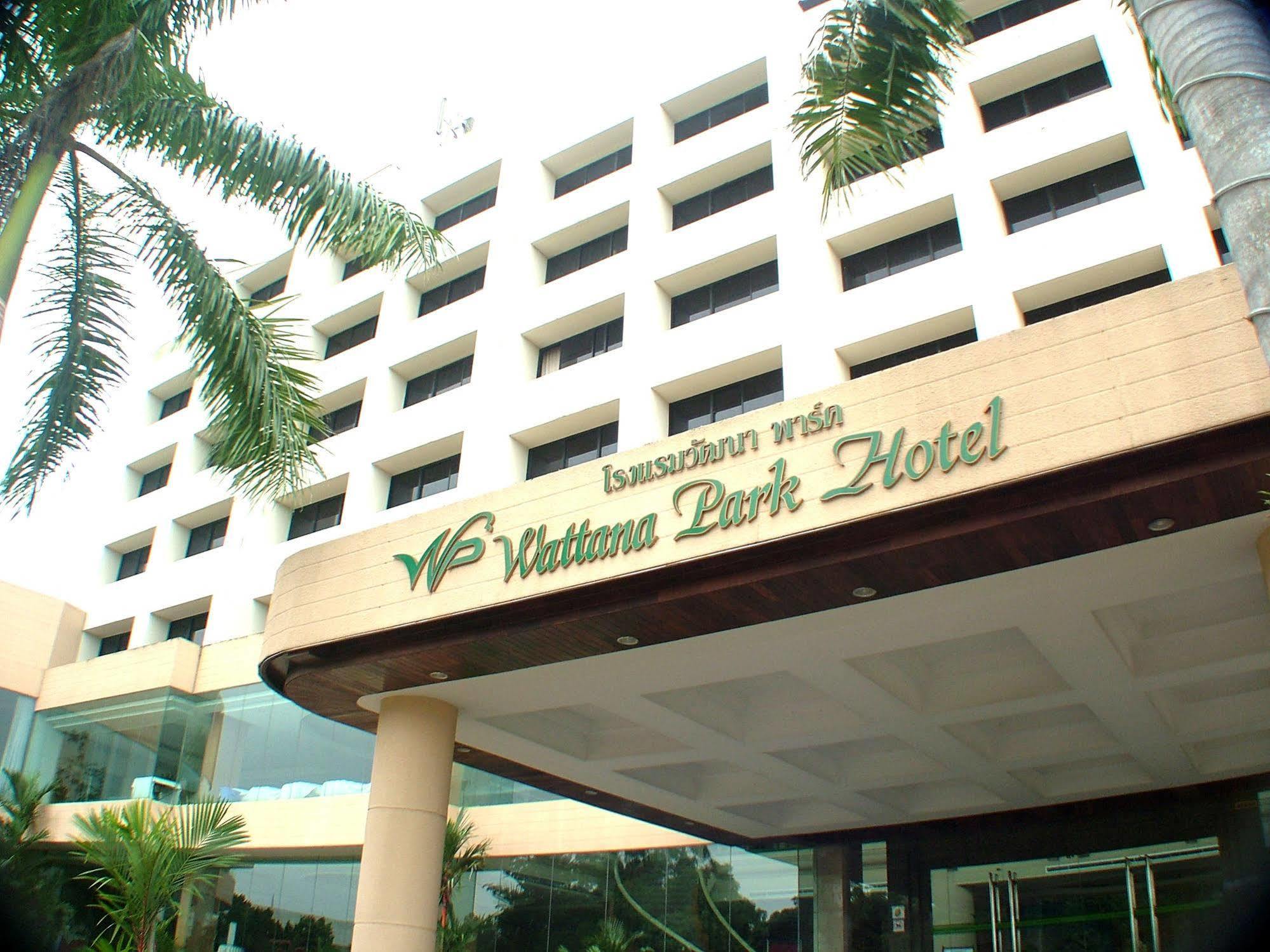 Wattana Park Hotel Транг Екстериор снимка