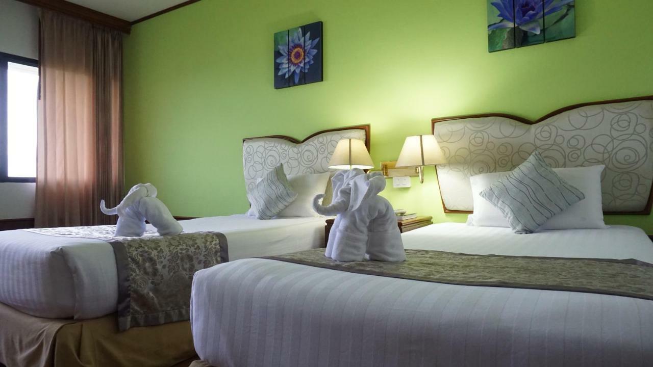 Wattana Park Hotel Транг Екстериор снимка