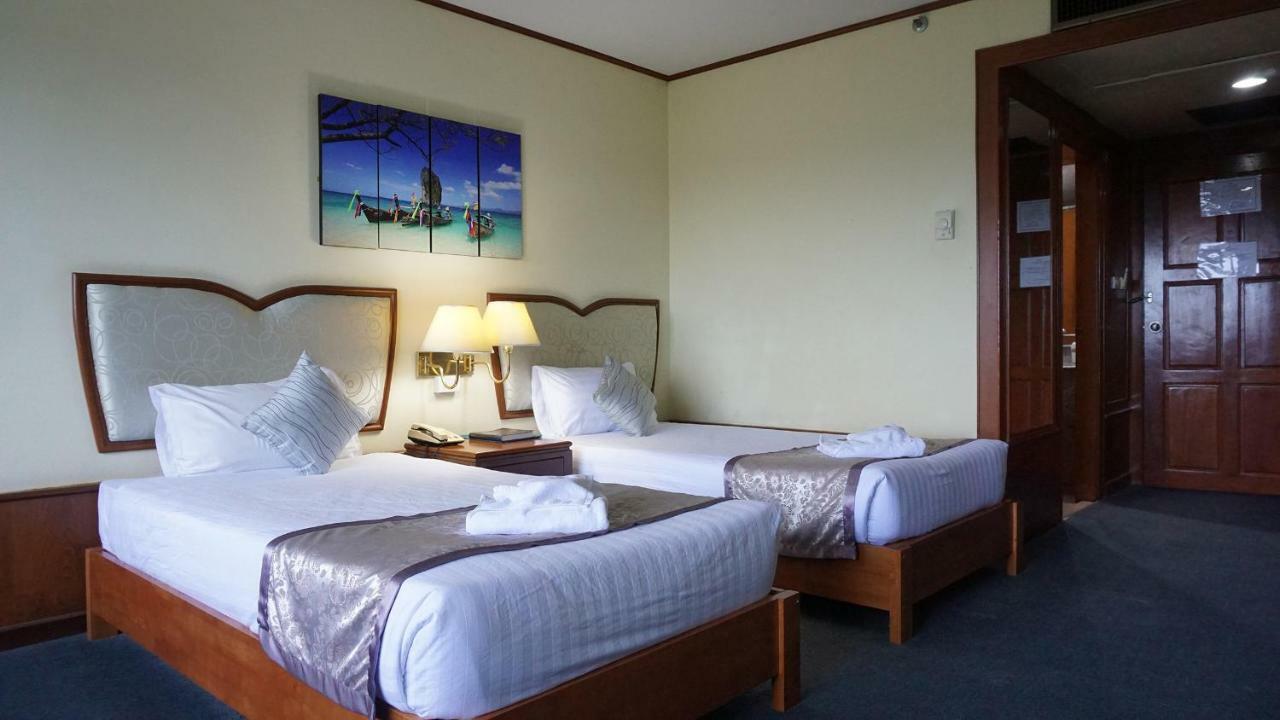 Wattana Park Hotel Транг Екстериор снимка